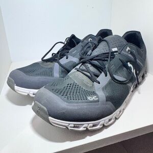 On Cloud Running Shoes